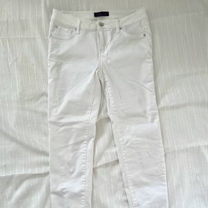 Celebrity Pink White Mid Rise Ankle Skinny